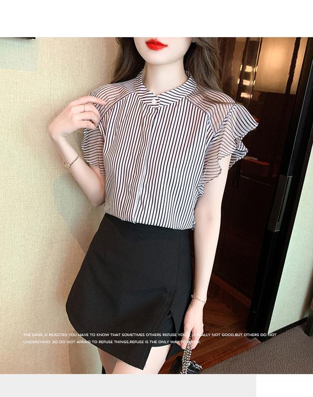 Product Introduction of Áo Voan, Họa Tiết Sọc, Tay Bay Cho Nữ, Thời Trang Mới Mùa Hè 2024, Phong Cách Phương Tây Nhỏ Áo ngắn Tay Top Women Sơ Mi Sọc Kẻ Cổ Tròn 8