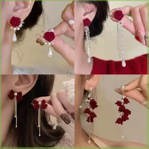 Anting Wanita Cantik Bunga Mawar Berkelompok Style Vintage Red Wine Style Prancis