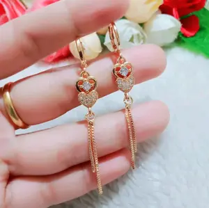 Perhiasan Fashion Wanita Anting Juray Titanium 7 Pilihan Motif Cantik-cantik Terbaru Emas Earrings Berlian