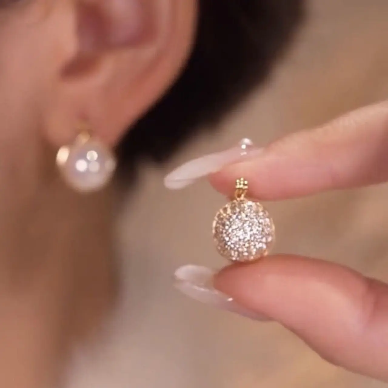 AT37 -- Anting-Anting Diana Pearl  Fashion Korean Bentuk Mutiara Model Simpel dan Elegant Anti Karat Anti Luntur