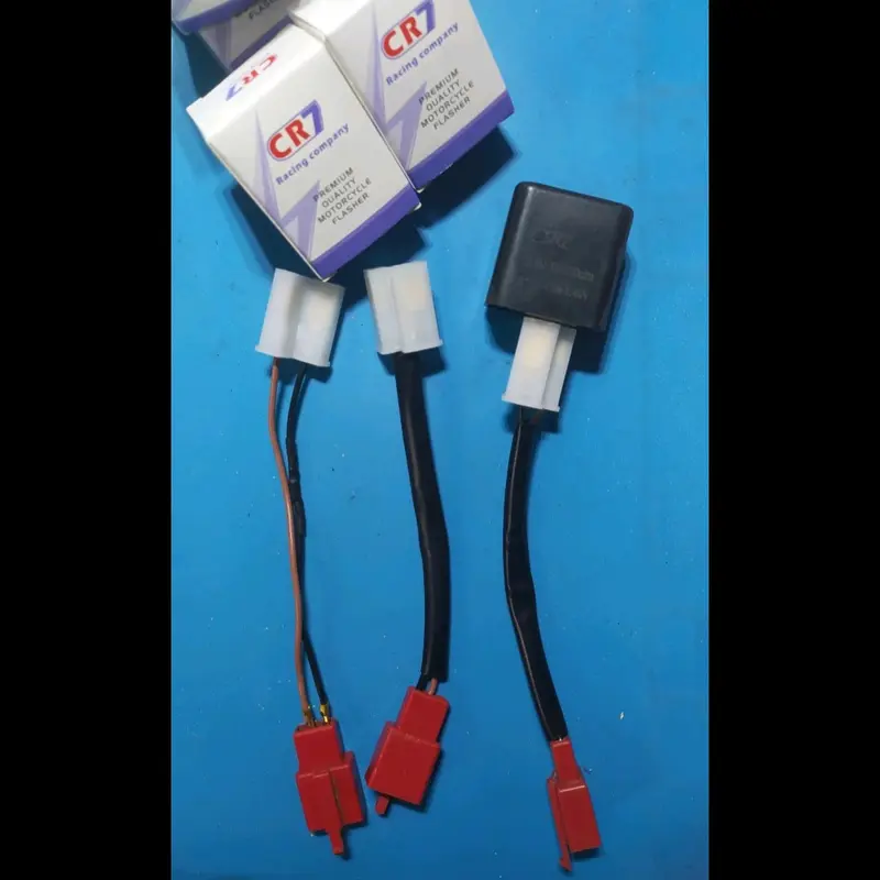 Soket flasher CR7 + dioda anti eror untuk motor vario 125/150/160 new,  cb dll 0