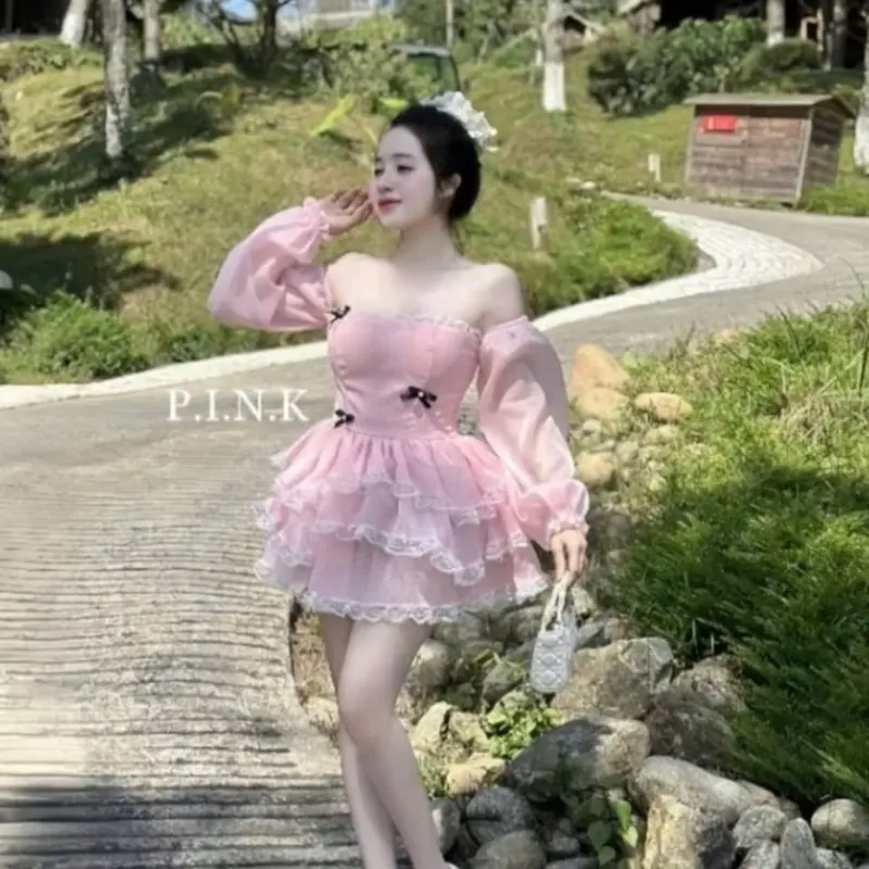 ￼Đầm cúp hở vai tay dài dáng váy xòe phối ren đính nơ - Women, Nữ