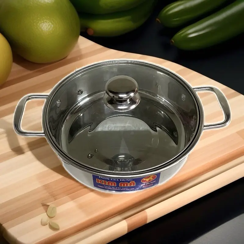 Lẩu size 22 có tặng vá lẩu , nắp kính  cường  lực inox 430 đáy bằng Kim mã 2