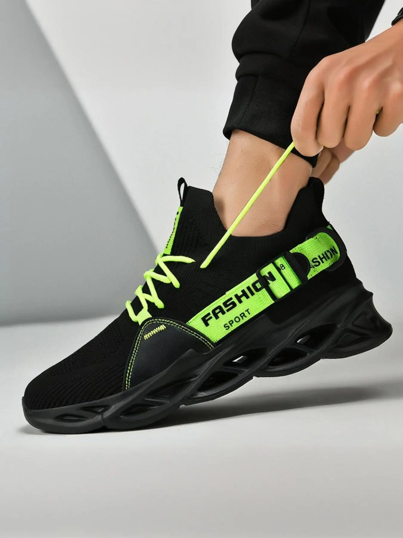 Men's Sporty Lace Up Running Shoes, Casual Breathable Comfortable Sports Shoes, Outdoor Sports Shoes for Hiking & Running, Closed