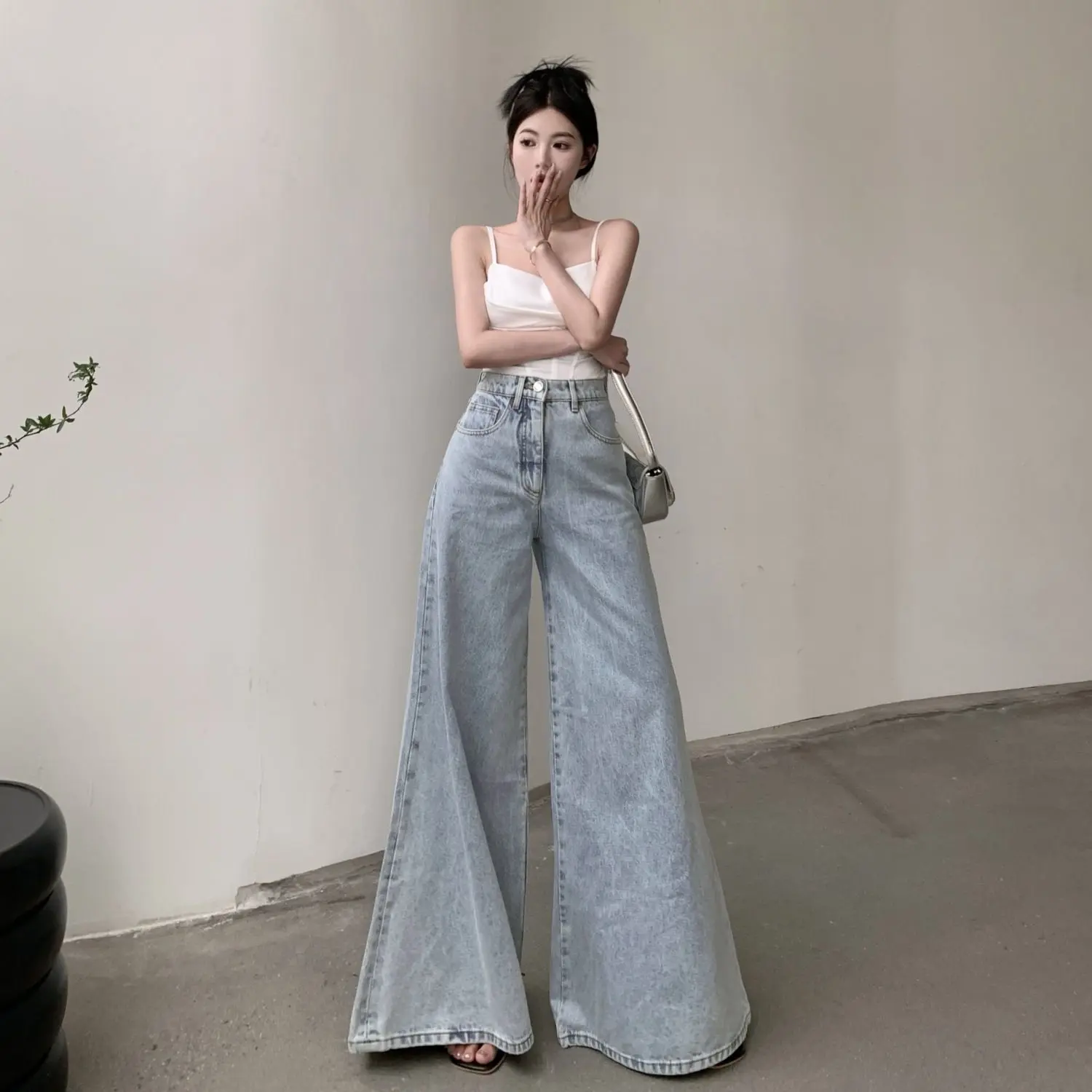 Light Color Retro Draping Jeans Women's Autumn Loose Draggle-Tail Trousers Design Sense Niche High Waist Wide Leg Pants Womenswear Bottom Lingerie Comfort Denim Basic Minimalist Streetwear Maternity