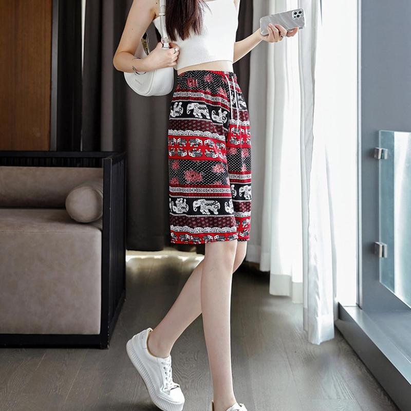 Product Introduction of Elephant Shorts Soft Cloth Comfortable To Wear Shorts Travel Sleep Stay At Home Elephant Pattern Pants With Many Patterns To Choose 17