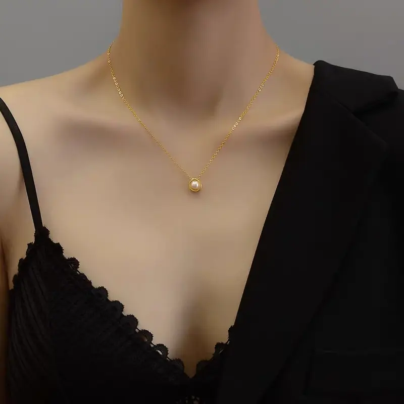 K84 Kalung Rantai nori Titanium Wanita Liontin Mutiara Simple Mewah 0