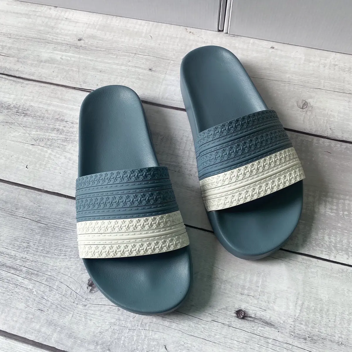 Dép Nam Quai Ngang 3 Sọc Hottrend Đủ SIZE Slipper DéP Đế Bằng Dép Lê đẹp