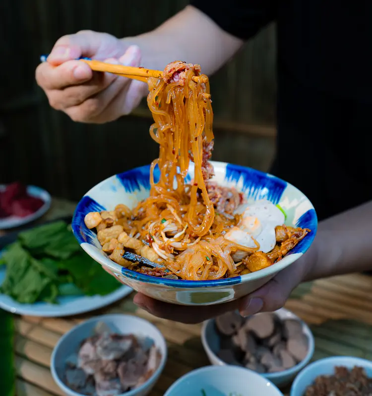 Combo Sốt mì thuyền boat noodles 250ml và Sa tế Sò điệp 250g trộn mì, hủ tiếu tiện lợi Gia Vị 1