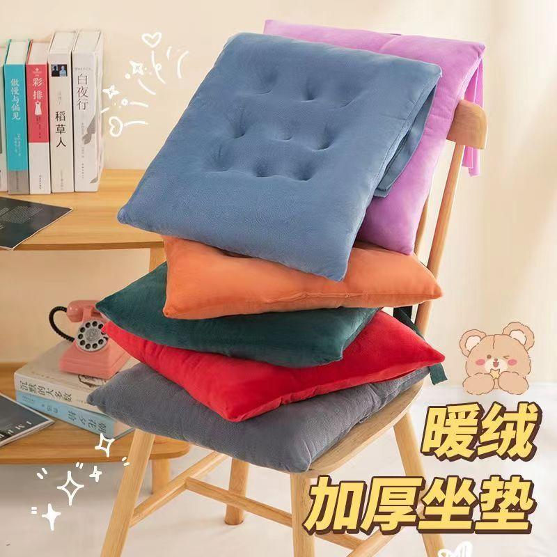 Product Introduction of Thickened butt cushion, special chair cushion for bedroom, detachable and washable simple design, suitable for office chairs, comfortable hip cushion, enhance sitting experience 20