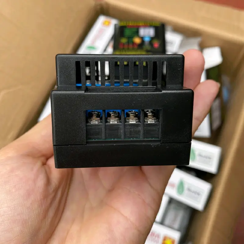 Rơ Le phao điện 12V 3HP Bách Khoa chuyển phao bồn nước 220V xuống 12V DC an toàn 6