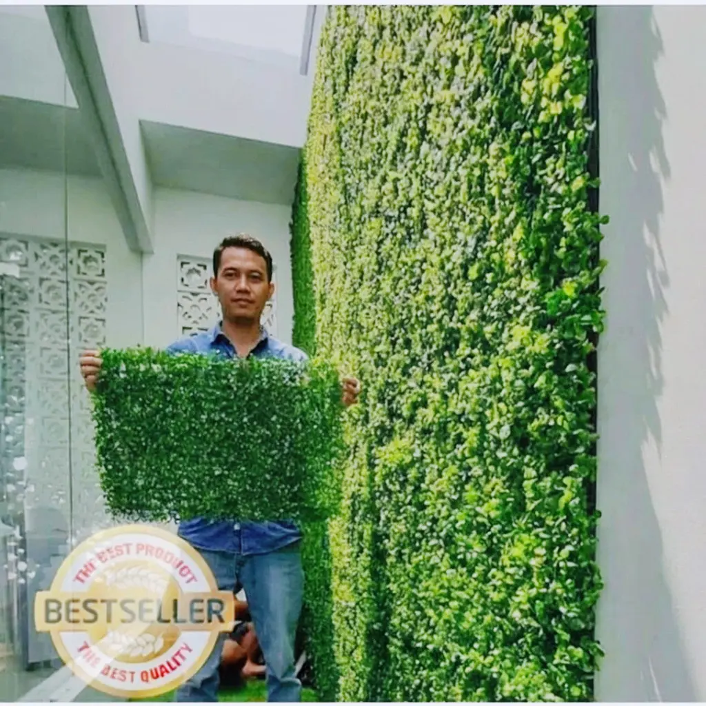 Rumput Sintetis Milan Hijau Premium - 40x60cm Gulungan Bahan PE Anti UV | Hiasan Dinding Rumah Alamiah Lembut Tidak Rontok