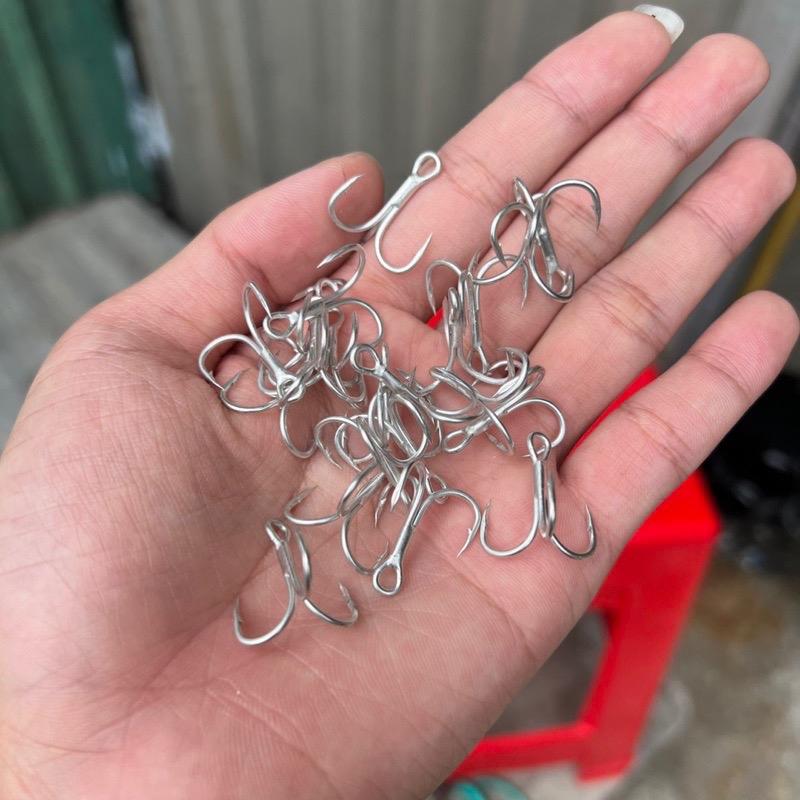 Lưỡi ba tiêu BKK 4X Thép trắng- - Lưỡi câu lure