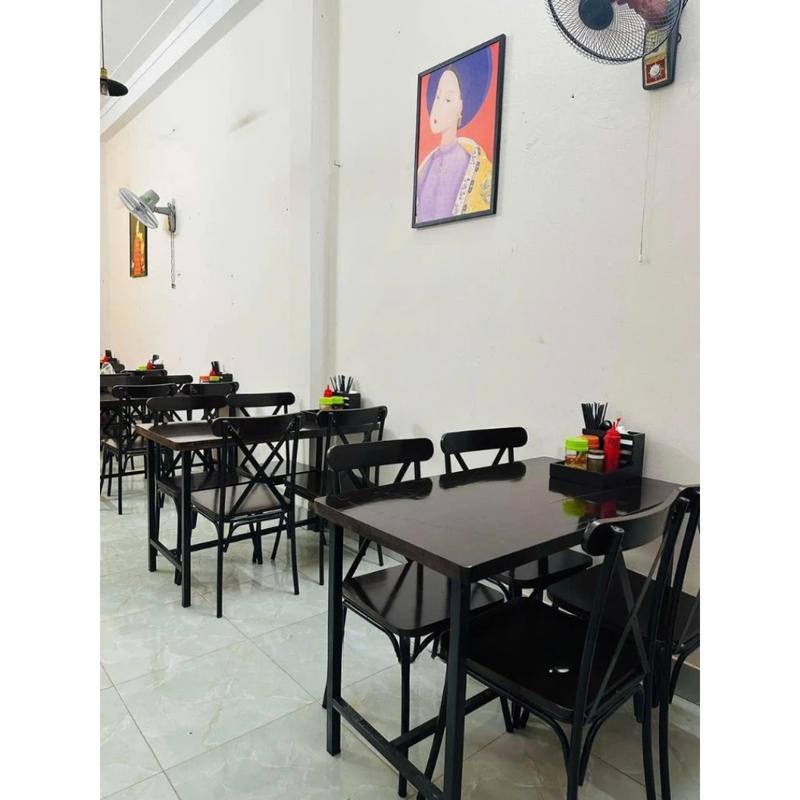 Bộ Bàn Ghế Khung Sắt Đặt Quán Ăn – Chắc Chắn, Bền Bỉ, Thiết Kế Hiện Đại 8