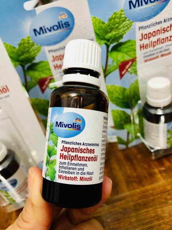 Tinh dầu bạc hà nguyên chất Mivolis 30ml có thể đánh răng, xông, xoa trực tiếp, uống. Mùi thơm sảng khoái, không nóng da. Xịt Thơm Miệng Xịt Miệng