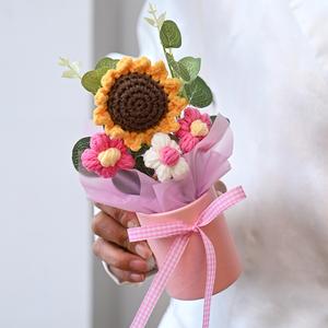 1 pieza arreglo floral de girasoles tejido a mano con bolsa de regalo, decoración para el hogar, arreglo floral de tela para el Día de San Valentín y el Día de las Madres