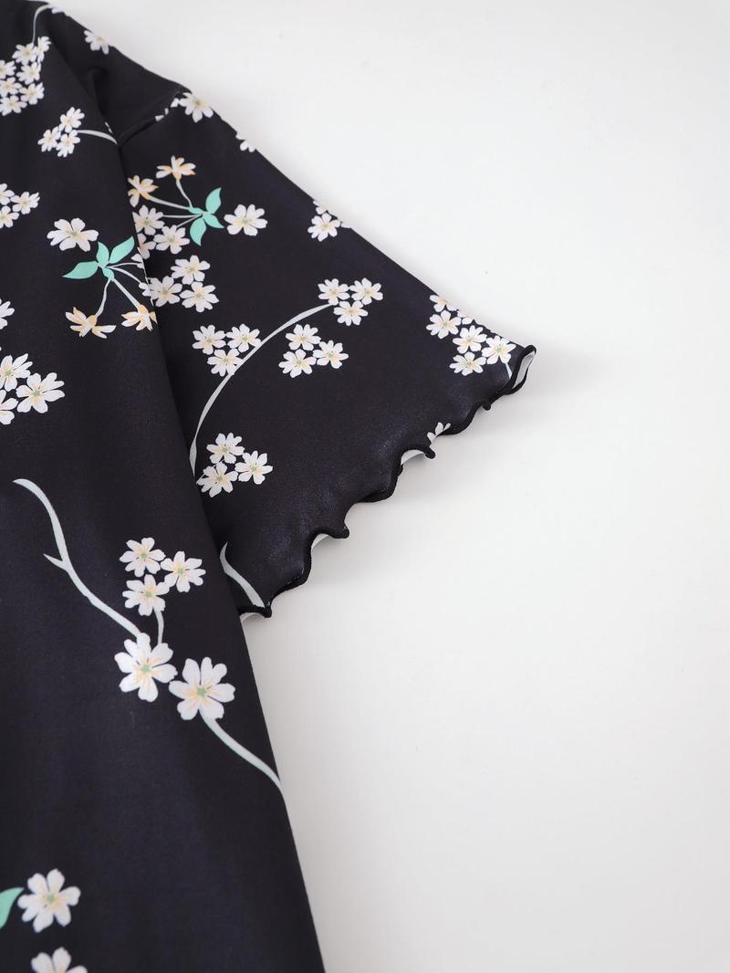 Product Introduction of 【Plus Size】 Floral & Star Print Lettuce Trim Nightdress, Casual Soft Comfortable Round Neck Short Sleeve Nightgown for Women, Women's Sleepwear for Summer 4
