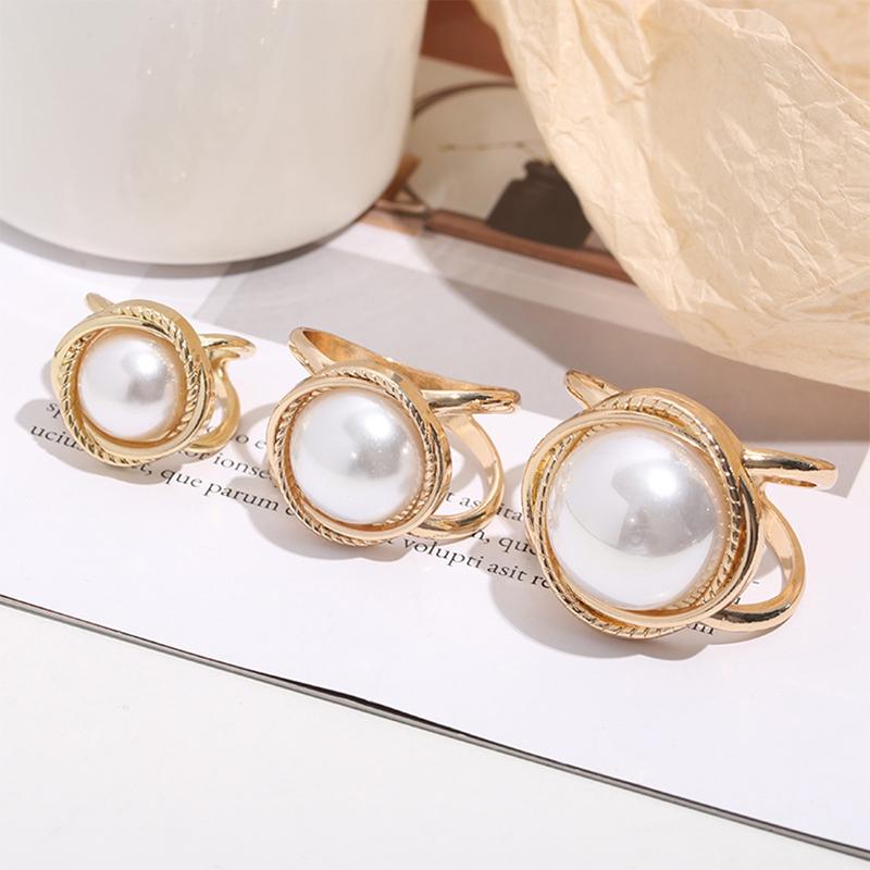 Product Introduction of Khóa Khăn Lụa, Bán Chạy, Chống Lóa, Khóa Quần Áo, Trâm Cài Áo Cho Nữ, Thiết Kế Khoét Lỗ, Phụ Kiện Quần Áo, Đồ Trang Sức, Thích Hợp Cho Khăn Quàng Cổ, [Thanh Toán Khi Nhận Hàng] 8
