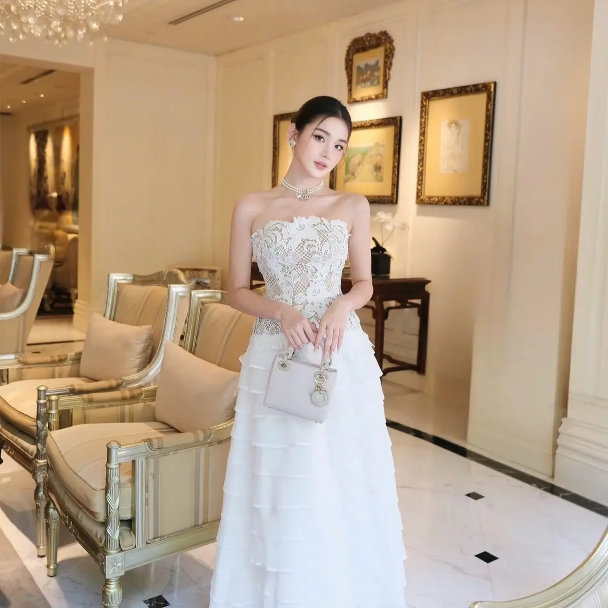 Đầm cúp ngực ren tơ xếp tầng hàng thiết kế nữ - Women Cup Dress Màu Trắng