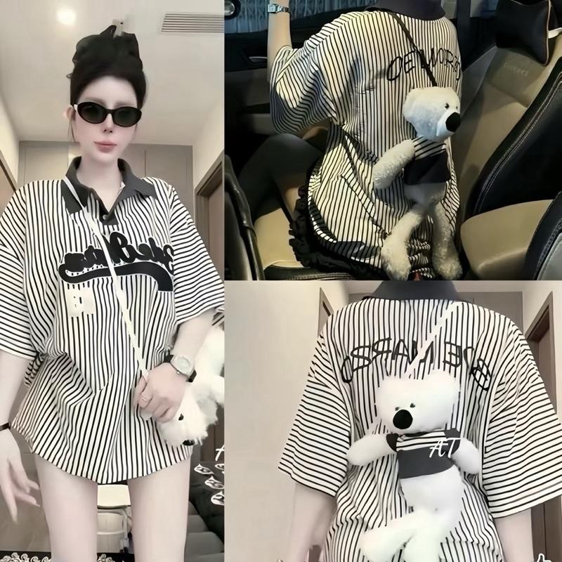 Áo Phông Thêu Gấu Sau Lưng Hoạ Tiết Kẻ Sọc Chữ In Pet Phom Rộng Cho Nữ