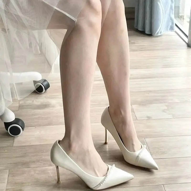 Giày Cưới, Dành Cho Người Lớn, Thiết Kế Siêu Đẹp, Gót Trắng Và Mịn, Chất Liệu Satin Cao Cấp Và Ngọc Trai, Mũi Nhọn, Thích Hợp Cho Đám Cưới Và Váy Phù Dâu, Giày Cao gót, Năm 2024 Shoes 2