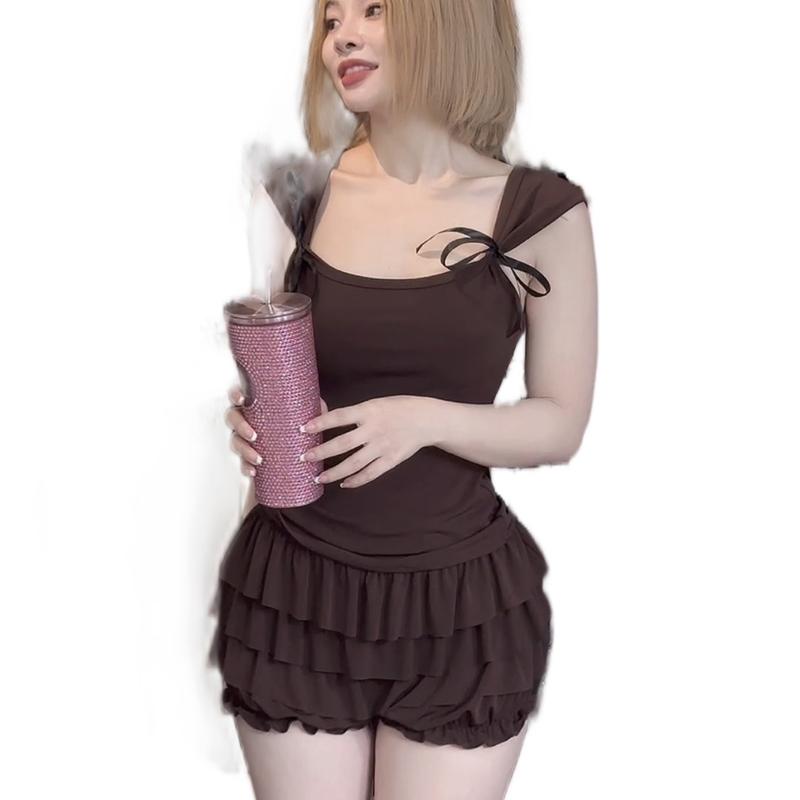 Đầm Cổ U Thắt Dây Nơ Kèm Quần Váy Nhún Tầng