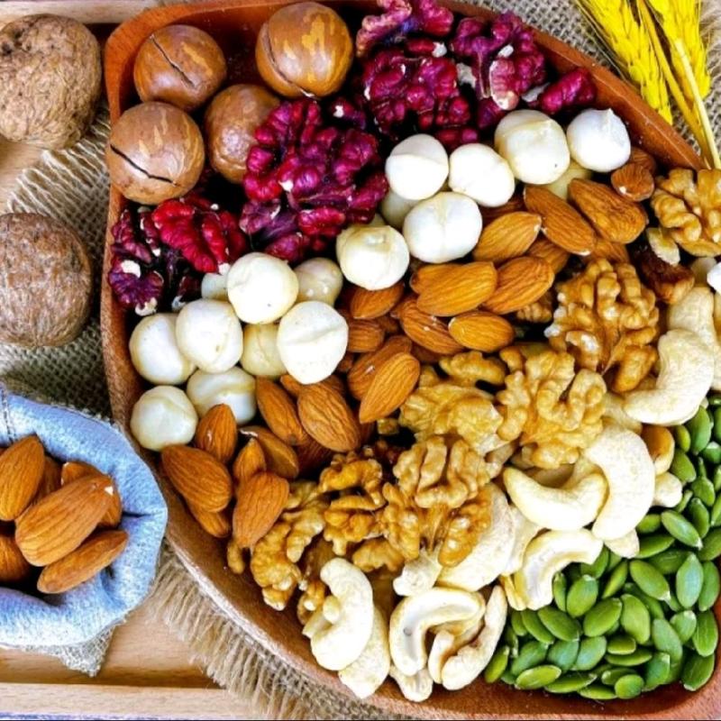 [500G] Mix 6 LOẠI HẠT CAO CẤP gồm Macca, Óc chó, Hạnh Nhân, Bí, hạt Điều thơm ngon, giàu dinh dưỡng, lon 500g