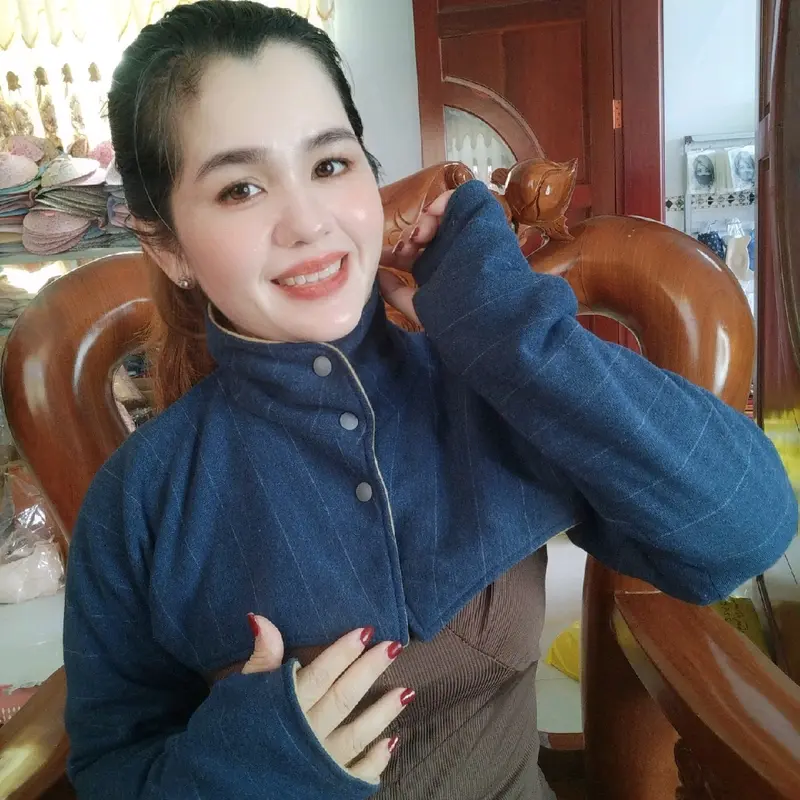 {40-60kg } Áo khoác chống nắng ủ kem nữ 2 lớp mặc được 2 màu khác nhau  Women, Top 4