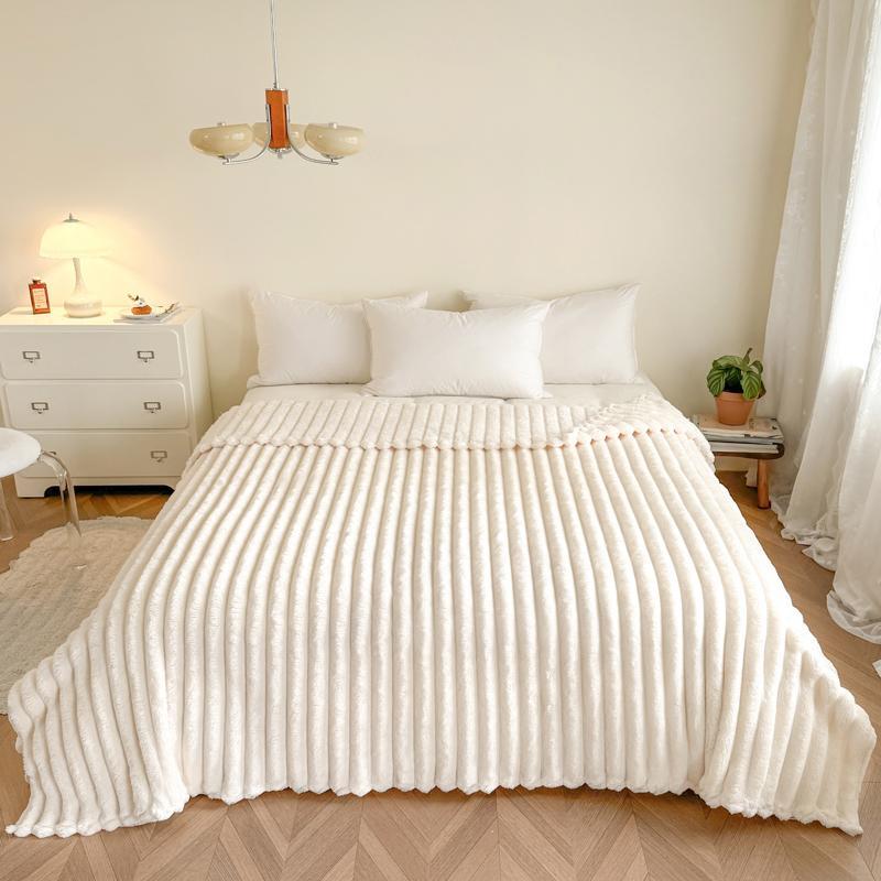 Product Introduction of Solid Color Jacquard Blanket, 1 Count Soft Comfortable Warm Throw, Air-conditioned Room Blanket, Warm Nap Blanket for Home & Office & Travel 8