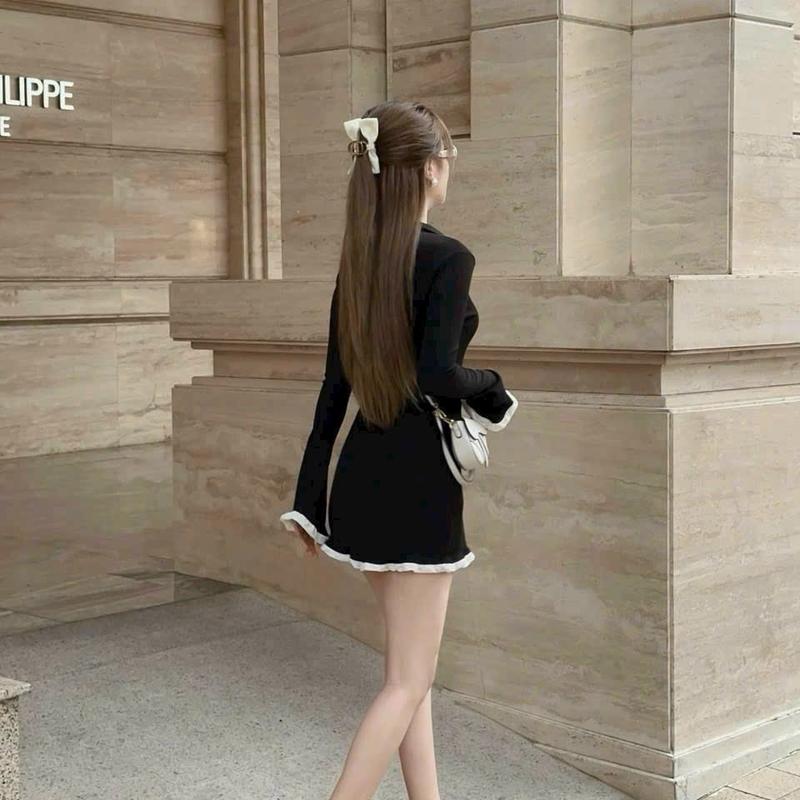 ĐẦM BODY TĂM LẠNH TAY DÀI PHỐI BÈO LAI VÁY VÀ TAY ĐÍNH NÚT 2 Màu như hình Nữ 2
