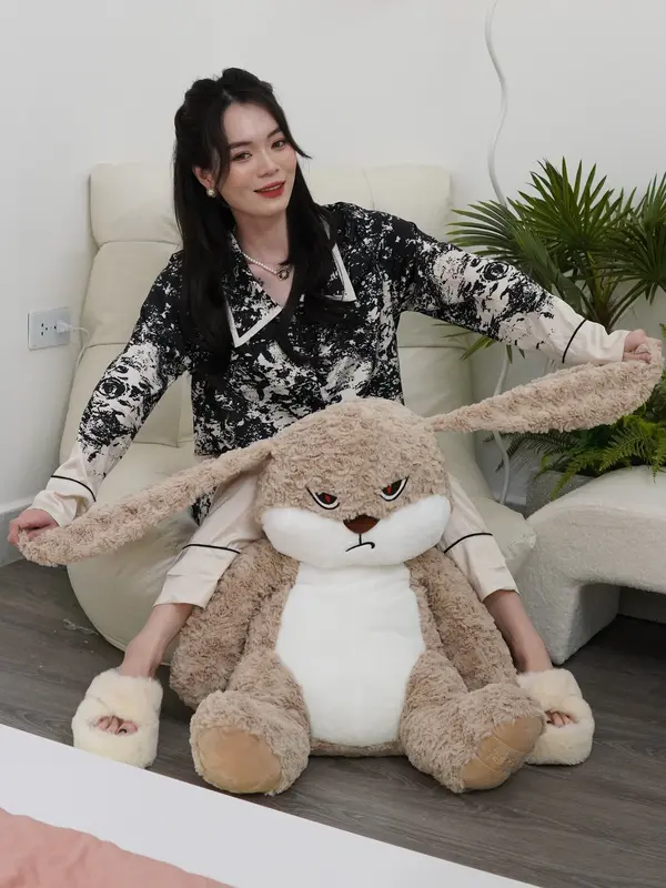 bộ đồ Pijama nữ cao cấp - Dài Tay , CỔ LÁ , HỌA TIẾT LOANG BÁNH BÈO - chất liệu lụa Latin  ( tặng 1 túi giặt) pi jama Nhung Women dobo tay 4