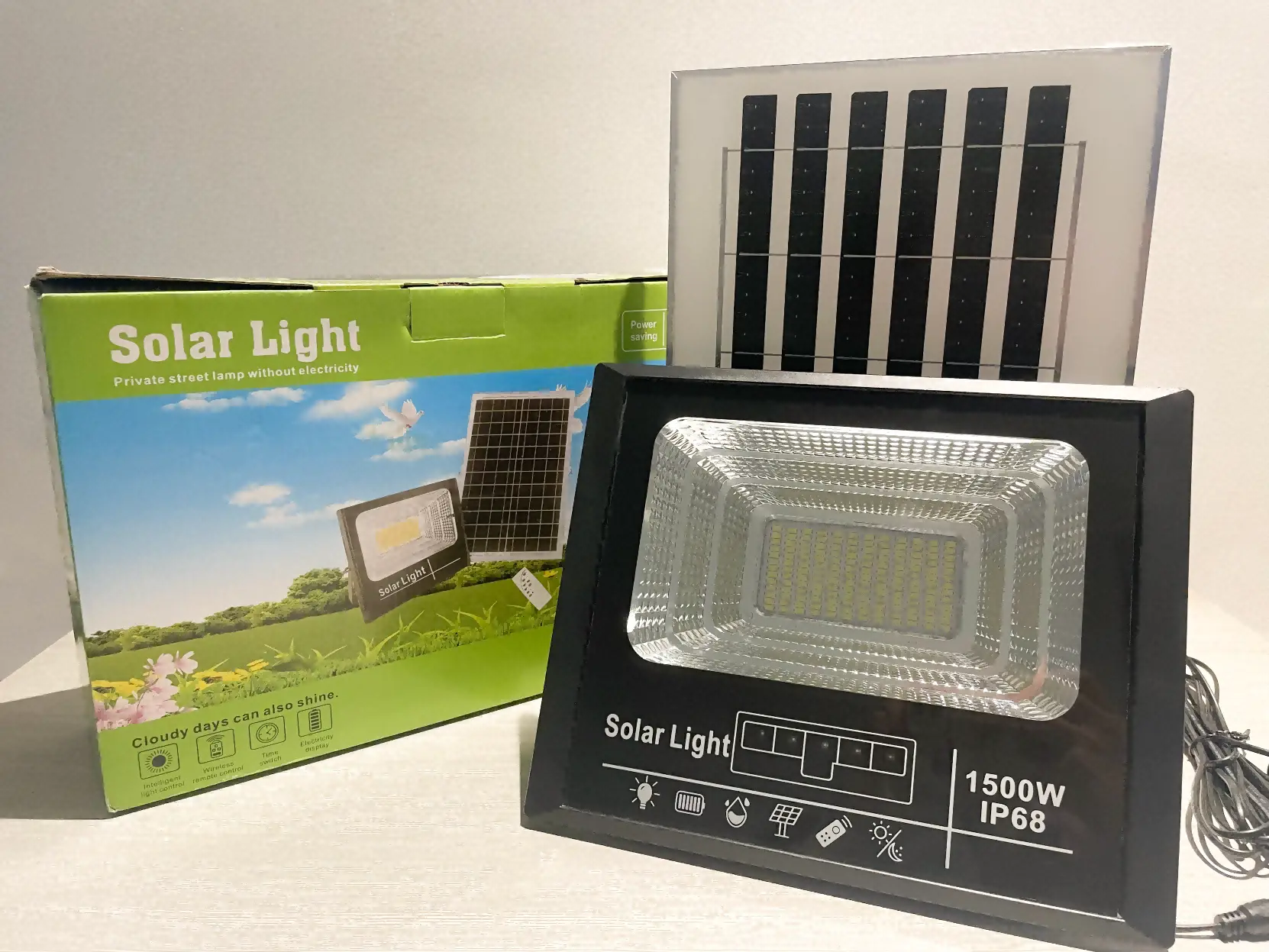 Bộ Đèn Pha Năng Lượng Mặt Trời 1500W – Đèn LED Cao Cấp, Tự Động Sạc, Công Suất Thực 30W, Chống Nước IP69, Chiếu Sáng 10-12h, Tiết Kiệm Điện, Tích Hợp Cảm Biến Thông Minh, Phù Hợp Sân Vườn, Đường Phố, Nhà Ở, Lắp Đặt Dễ Dàng. quat nang luong mattroi