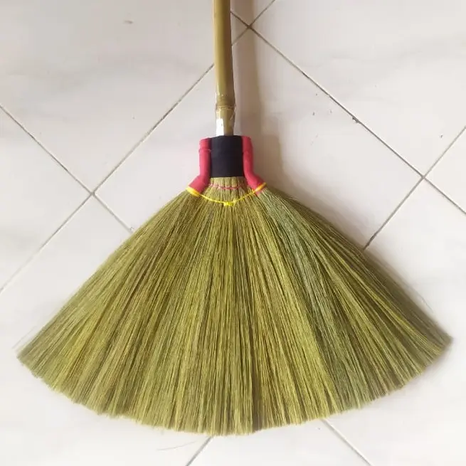 Sapu Lantai Awet Ijuk Rayung Tebal Gagang Bambu dengan gagang 2