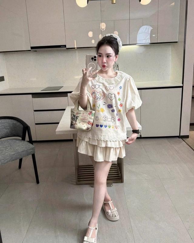 Set áo linen cổ viền ren tay bồng in hoạ tiết cute phối chân váy xoè tầng cạp chun màu be mùa hè (loại 1) 0