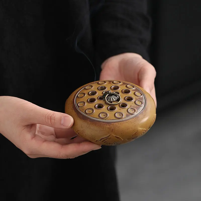 Ceramic Lotus Sandalwood Burner Household Indoor Antique Chinese Sandalwood Aromatherapy Burner High-end Office Zen Incense Burner