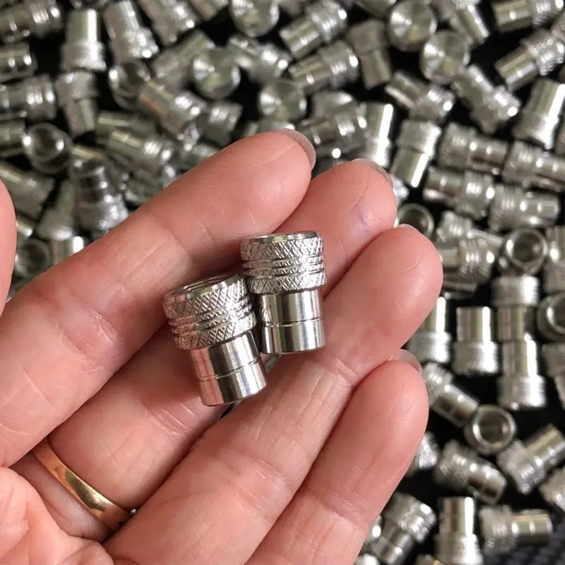 CẶP VAN VÒI MẪU THÁI - NẮP CHỤP VAN VÒI INOX 304 CHO TẤT CẢ CÁC DÒNG XE Phụ Tùng Phụ Kiện 0