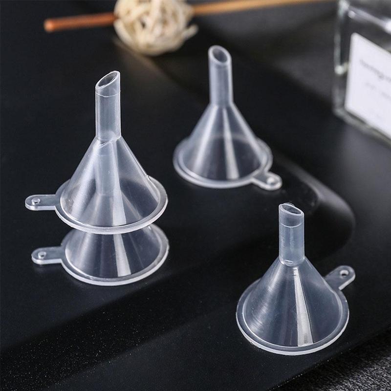 Product Introduction of Mini Clear Funnel Plastic Small Funnel Set For Perfumes Powder Cosmetic Oils Lab Bottles Filling Tools 15