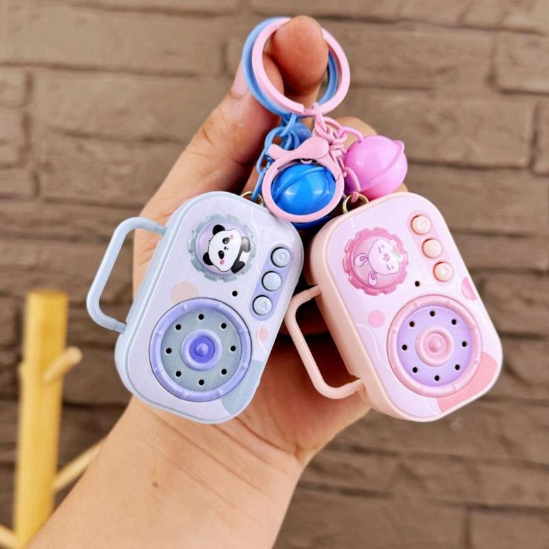 Retro Sound Keychain Móc Khóa Ghi Âm Máy nghe nhạc mini, Máy ghi âm có thể thay đổi giọng nói âm nhạc, Móc khóa băng ghi âm Cassette, với băng ghi âm Cổ Điển âm nhạc, có thể ghi lại, Động vật hoạt hình, Mặt dây chuyền hộp nhạc, Mặt dây chuyền ba lô 4