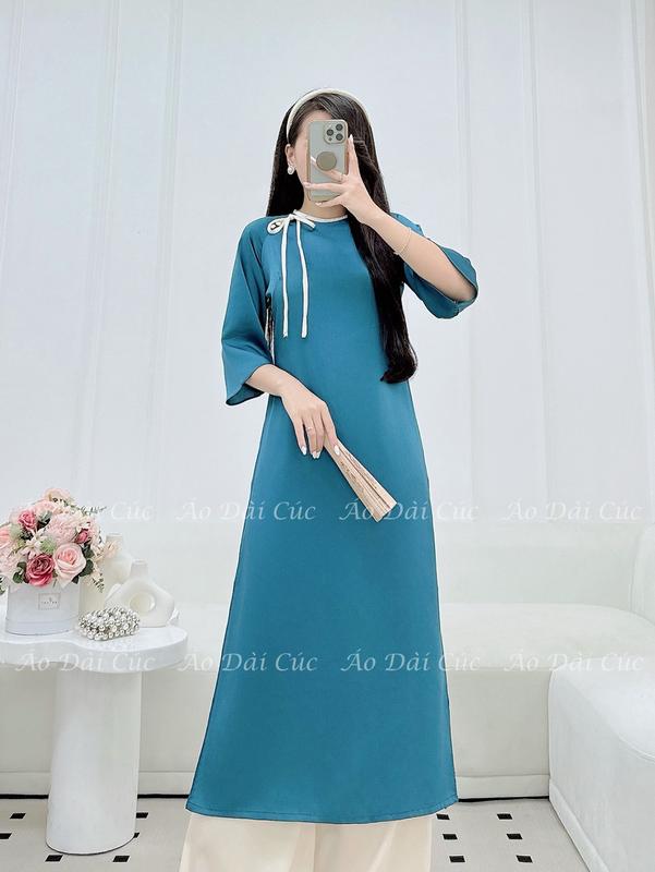 Áo cách tân  2 tà lụa ngọc trai , chất liệu mềm mượt không nhăn, phù hợp mặc dịp tết - Áo Dài Cúc 3