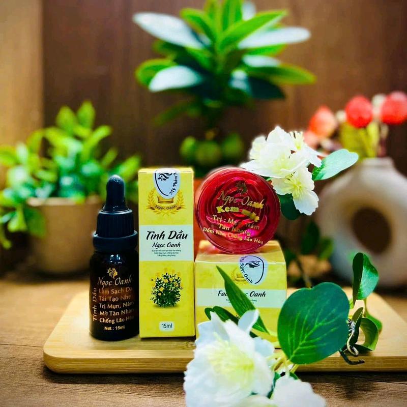 bộ đôi kem ngọc oanh gồm một tinh dầu và một kem điều trị mụn, nám, tàn nhang, da không đều màu lcl to, dưỡng trắng da cho chị em mình luôn