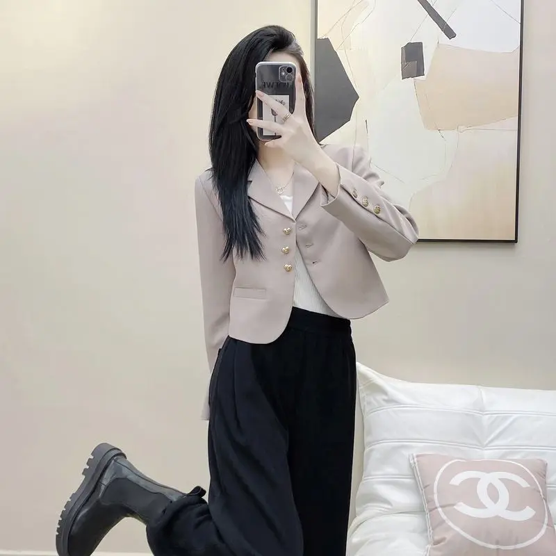 Áo khoác vest Croptop nữ dáng nhỏ kiểu mới thời trang thu xuân blazer ngắn From rộng dáng mỏng 2 lớp Cao cấp phong cách hiện đại 1