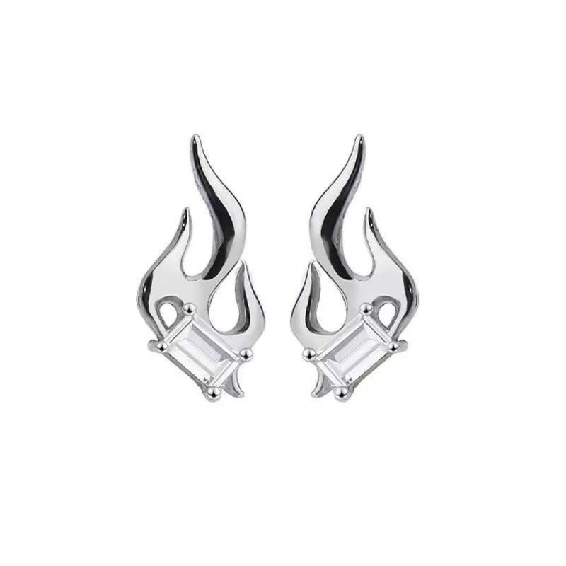 Product Introduction of New Flame Stud Earrings Men's Trendy High-Grade Black and White Zircon Earrings Simple Personality Ins Frosty Style Earrings 4