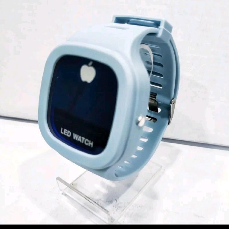 Beli 1 Gratis 1 (Dapat 2 pcs)Jam tangan Fashion Digital Free Box Dan Gelang 7