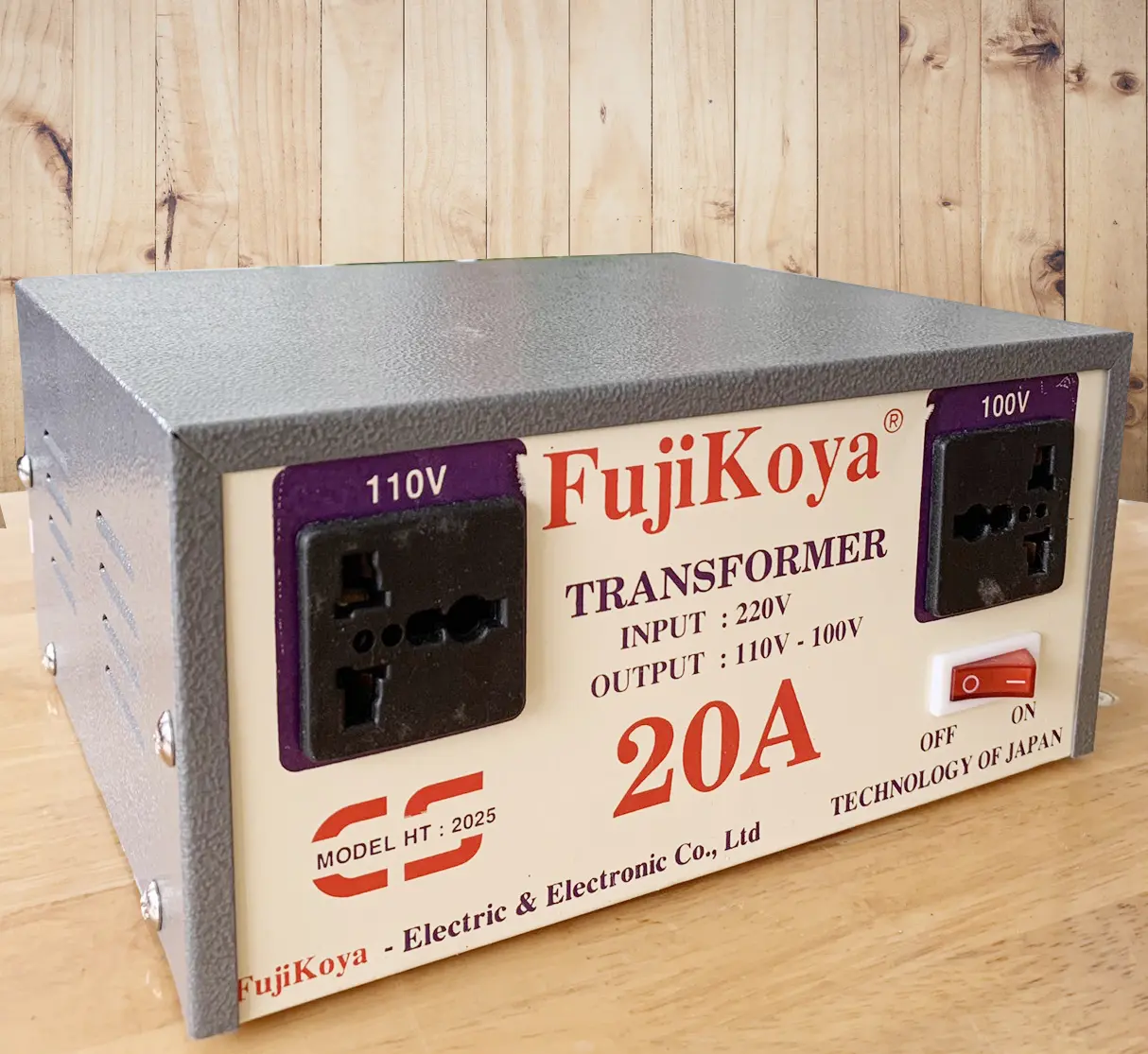 Biến Áp Chính Hãng FujiKoya Chuyển Điện 220V Ra 110V-100V (Công Suất 20A)