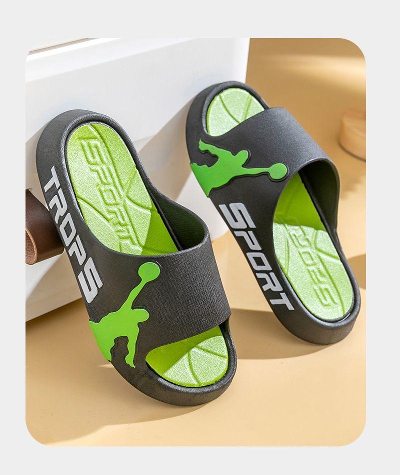 Product Introduction of Boy Slippers Summer Outdoor Wear Outdoor Non-Slip Durable Teenagers 6 to 12 Years Old Children Household Indoor Sandals 4