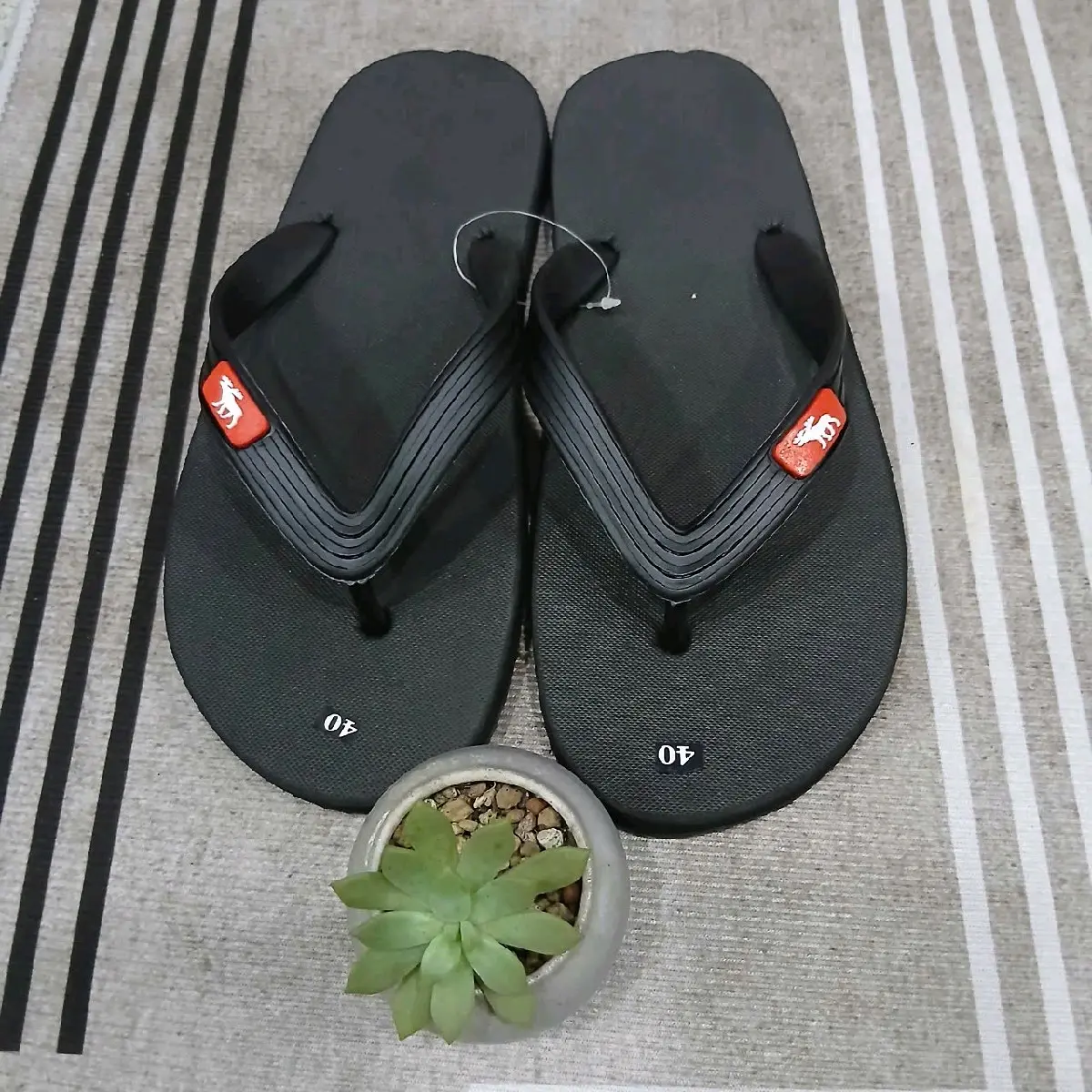 (DÉP NAM- NỮ QUAI HƯƠU)Dép lào,, dép quai hươu, quai dép mềm, dẻo size 36-->44( 36 đến 39 Nũ quai nhỏ Nam tăng 1 size ) Dép. Đế 2 lớp (trên đế mềm, dưới đế cứng).