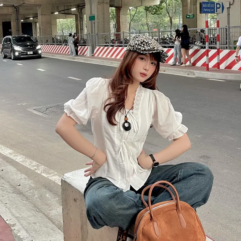 Yan Shirt - B.Y Tea | Áo sơ mi kiểu tay lửng buộc nơ phối ren
