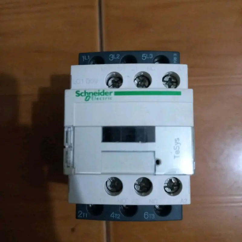 kontaktor sacnider  LCD109M7 D12 D18 D25 D32  3pas 220 vol 0