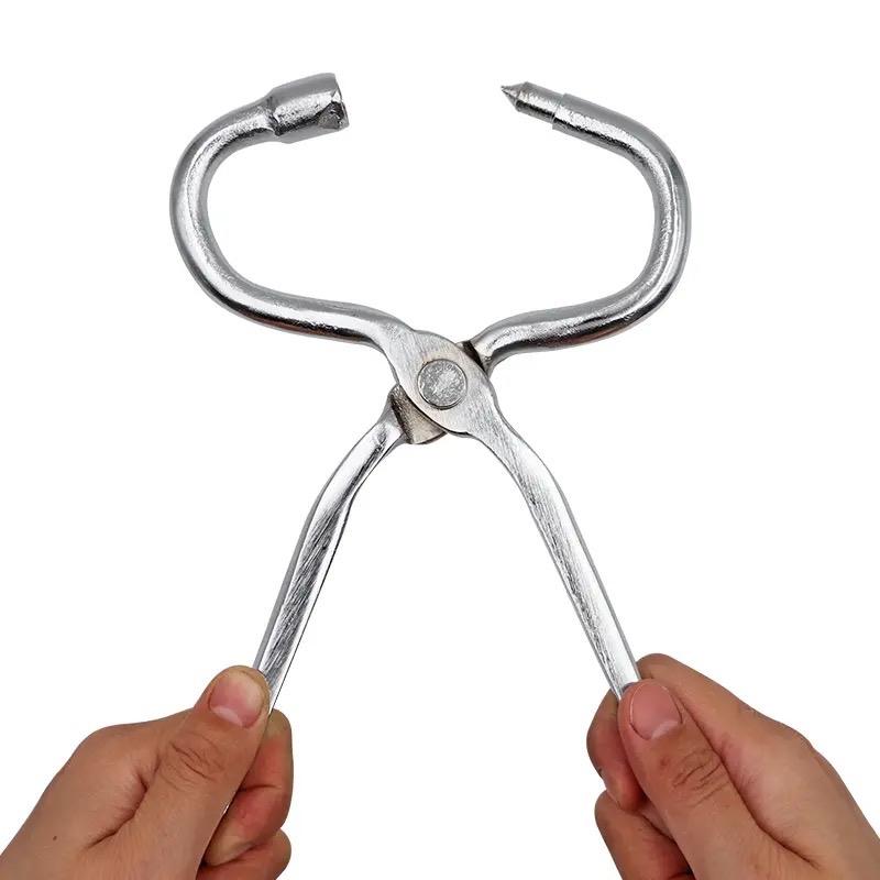 Kìm bấm tạo lỗ mũi cho Trâu Bò bằng thép 3