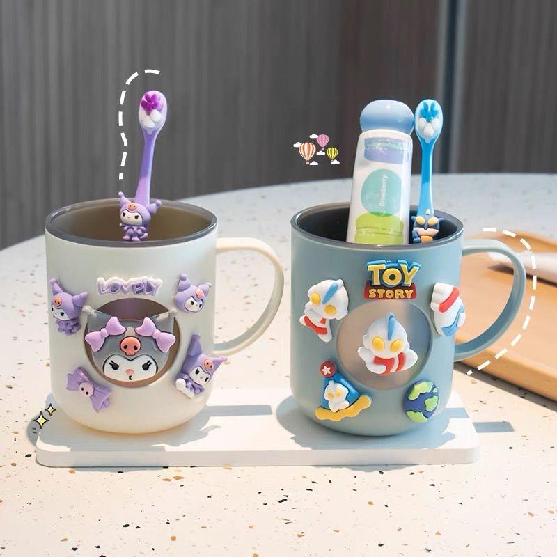 Cốc Súc Miệng Sanrio Clow M, Cốc Hoạt Hình Dễ Thương, Thích Hợp Cho Trẻ Em, Ưa Nhìn, Cốc Rửa, Cốc Gia Dụng Cho Bé Gái, Lý Tưởng Để Sử Dụng Hàng Ngày, Được Bán Với Giá 1,050 Lần Mua Lại 1